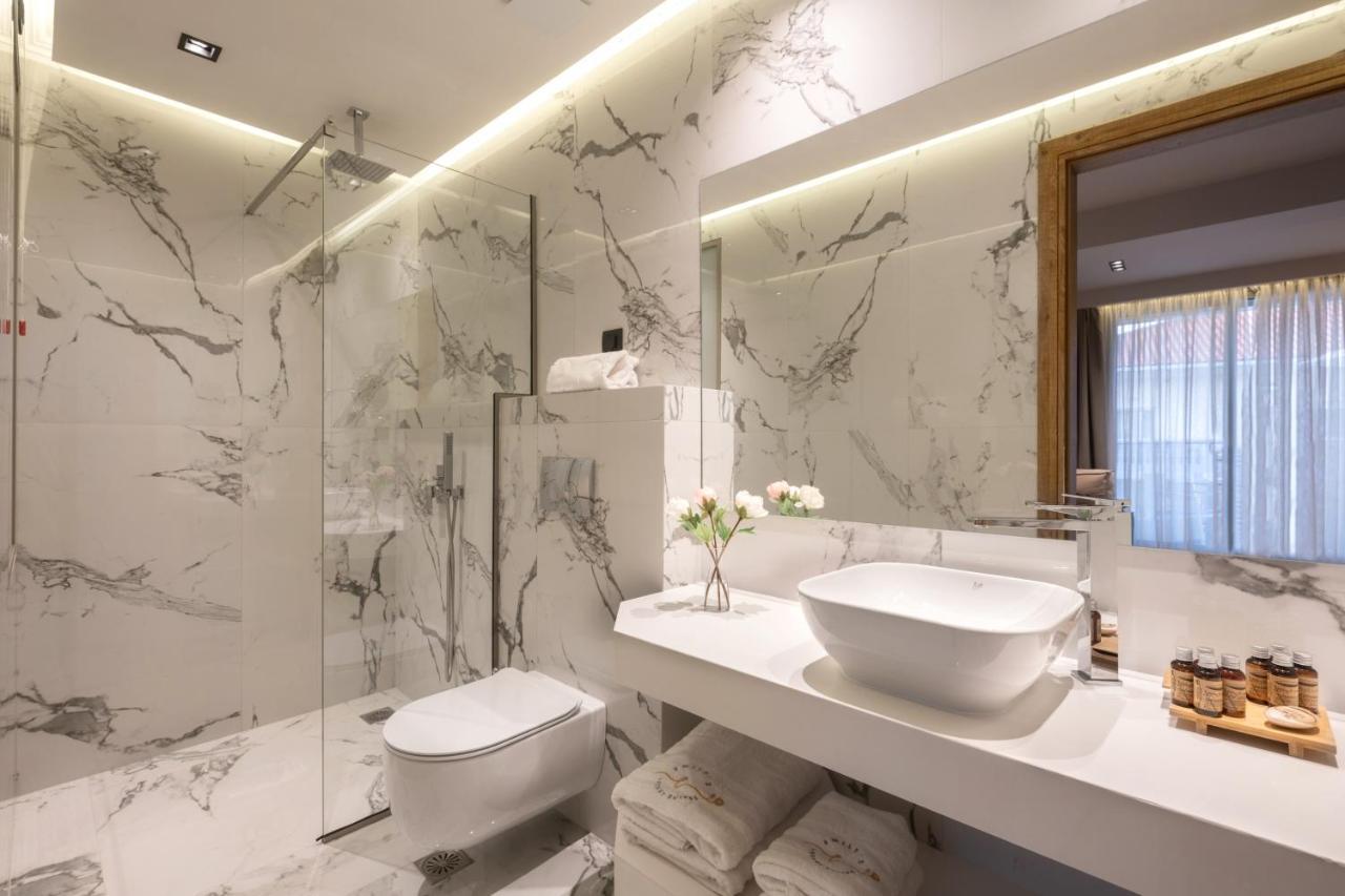 Emily's Luxury Apartment Pefkochori