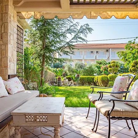 Emily'S Luxury Suites Pefkochori Exterior foto